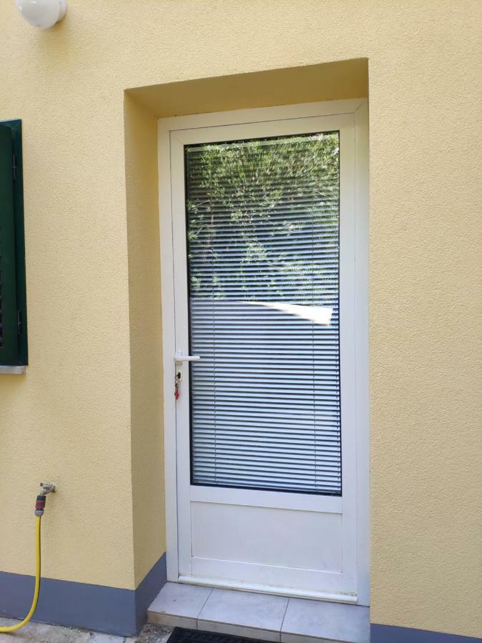 Apartment Zdenka Veli Lošinj 外观 照片