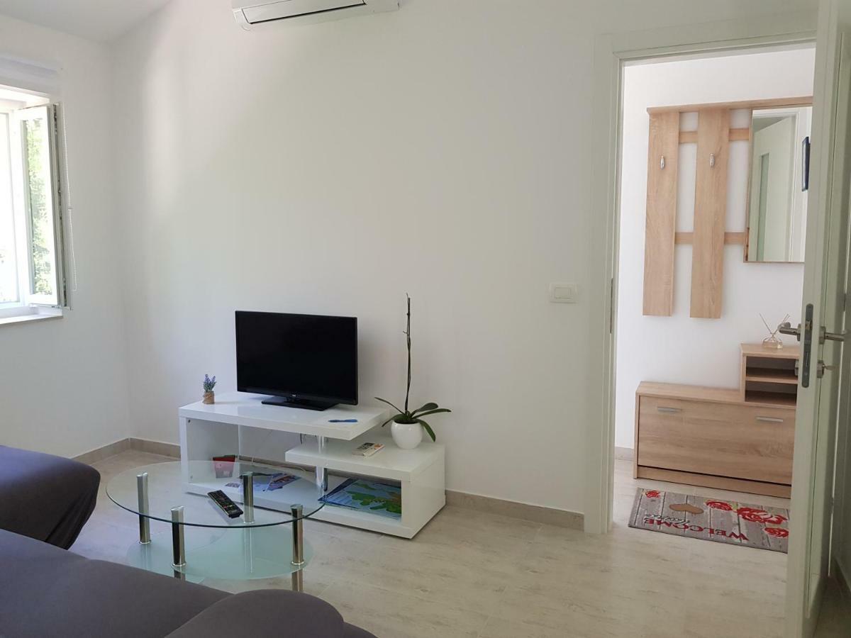 Apartment Zdenka Veli Lošinj 外观 照片