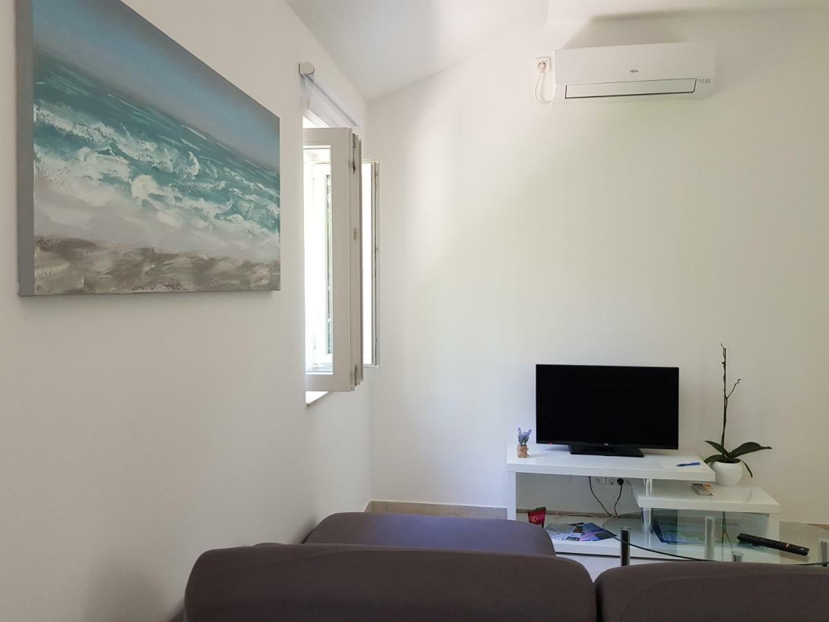 Apartment Zdenka Veli Lošinj 外观 照片